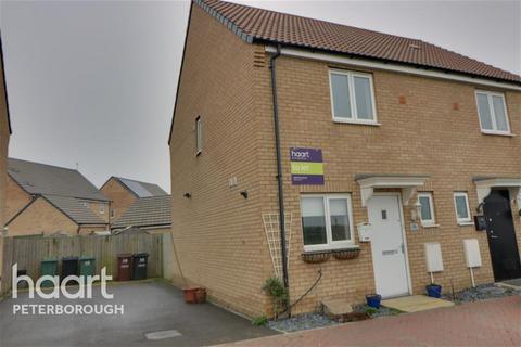 2 bedroom semi-detached house to rent, Flora Close