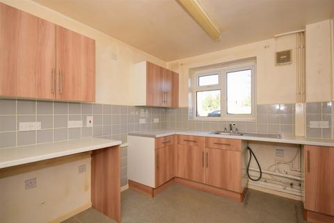 2 bedroom ground floor maisonette for sale, Victor Approach, Hornchurch, Essex