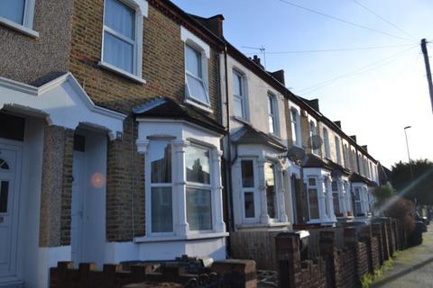 2 bedroom terraced house to rent, Upton Road, Thornton Heath, London, CR7 8PR