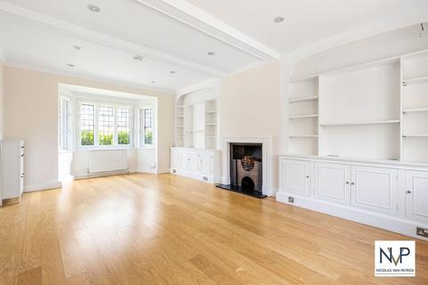 3 bedroom terraced house to rent, Sprimont Place, Chelsea SW3