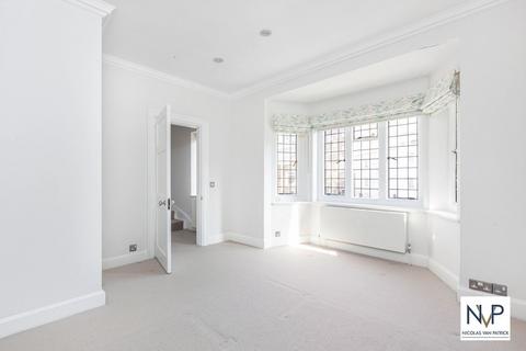 3 bedroom terraced house to rent, Sprimont Place, Chelsea SW3