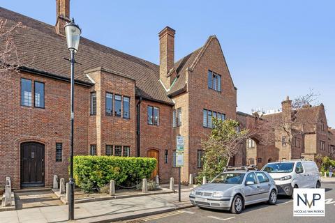 3 bedroom terraced house to rent, Sprimont Place, Chelsea SW3