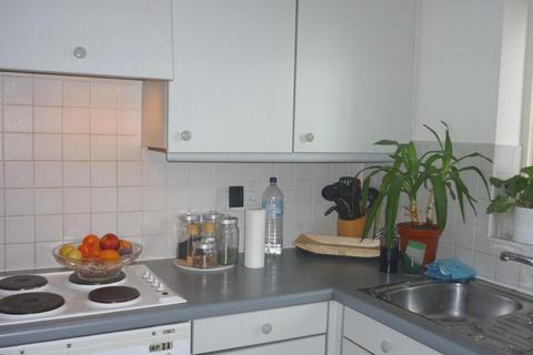 1 bedroom flat to rent, Harry Court, Wenlock Gardens, Hendon, NW4