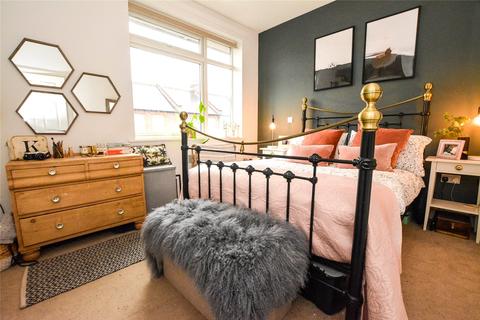 1 bedroom apartment for sale - Leavesden Road, Watford, Hertfordshire, WD24