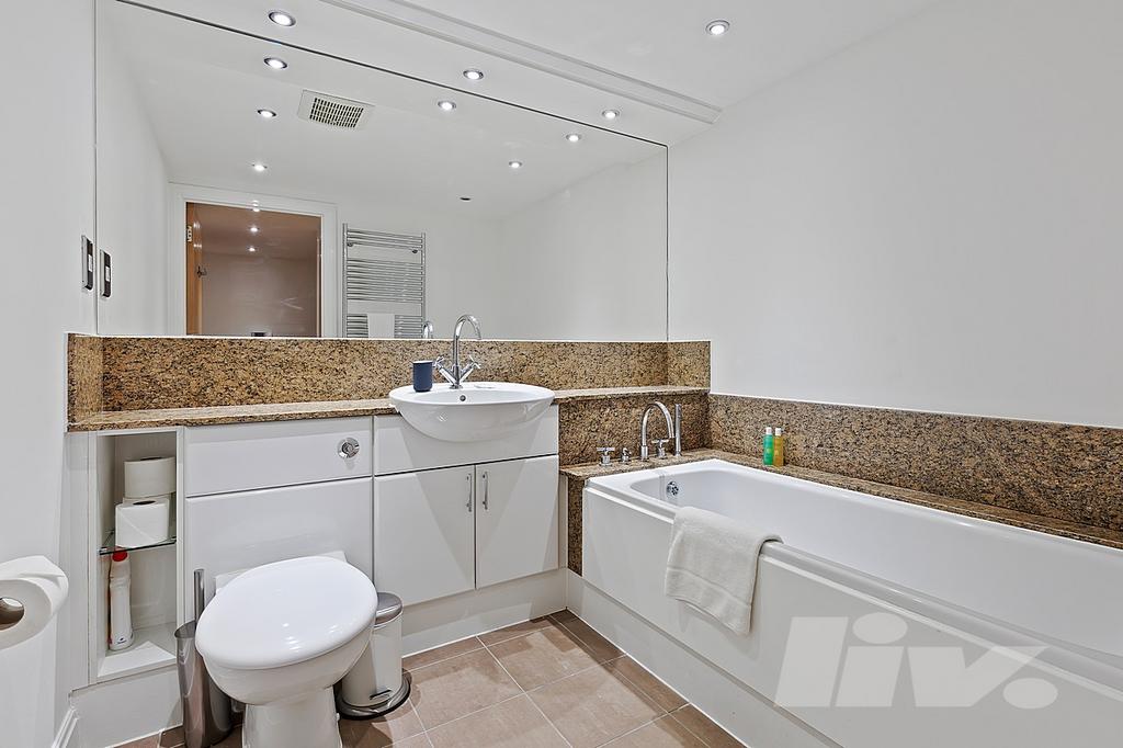 Apartment in London - View 5