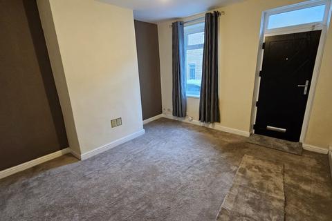 2 bedroom house to rent, Bridge Street, Barnsley