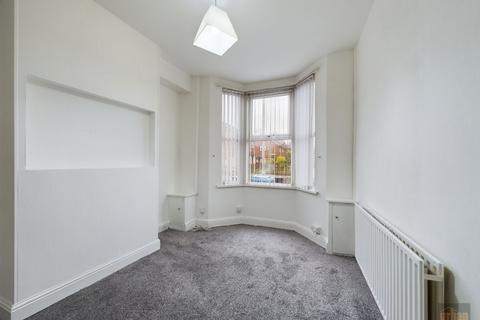 3 bedroom terraced house to rent, Oak Leigh, Tuebrook