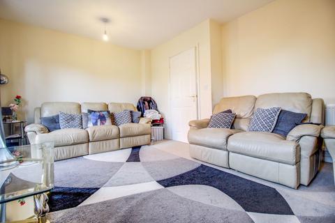 4 bedroom terraced house to rent - Phoebe Way, Oakhurst, Swindon