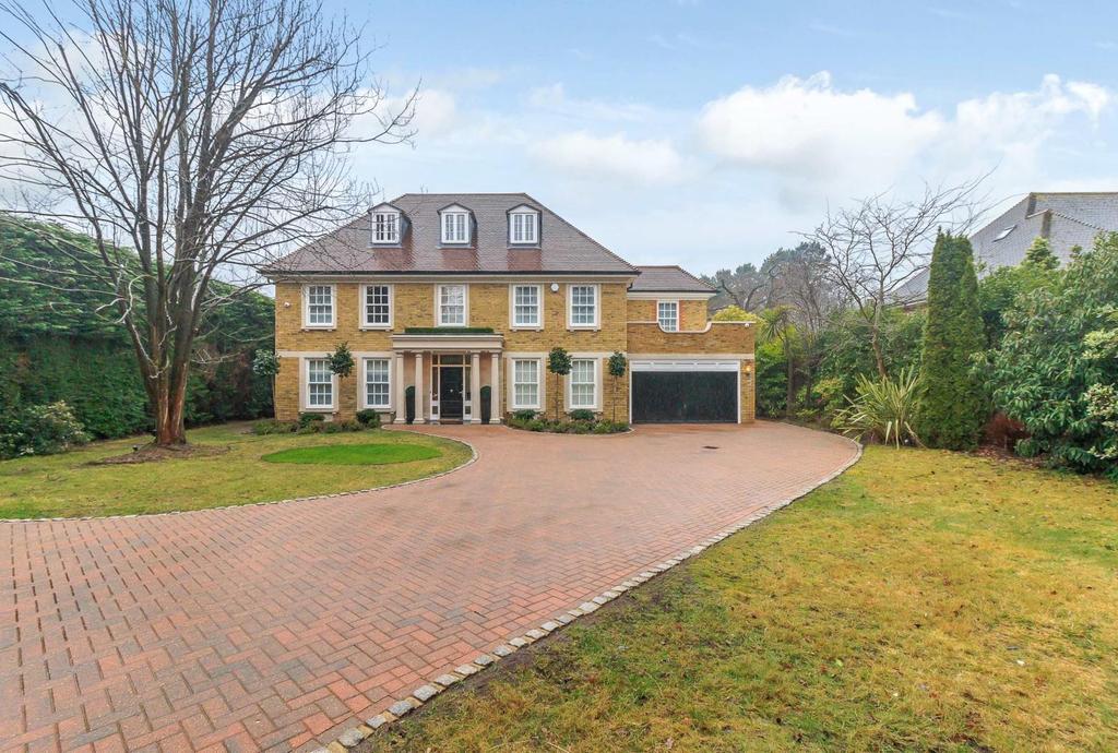 Onslow Road, Burwood Park, Walton On Thames, KT12 6 bed detached house