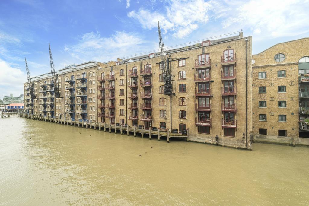 Exterior . 1