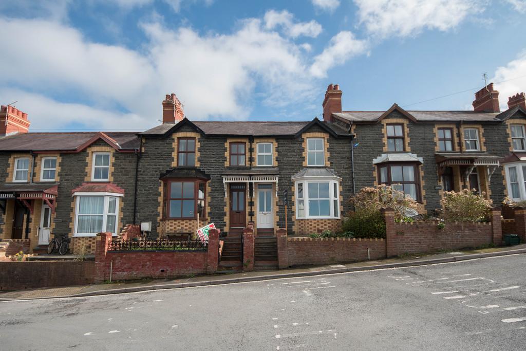 Dinas Terrace, Aberystwyth 3 bed terraced house £199,950