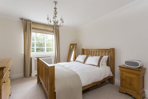 3 bedroom apartment for sale, Cholmeley Lodge,  Cholmeley Park, Highgate Village, N6