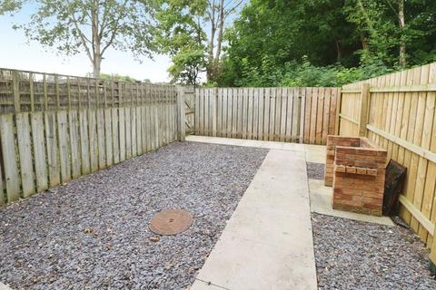 2 bedroom terraced house to rent, Springhead Gardens, West Hull