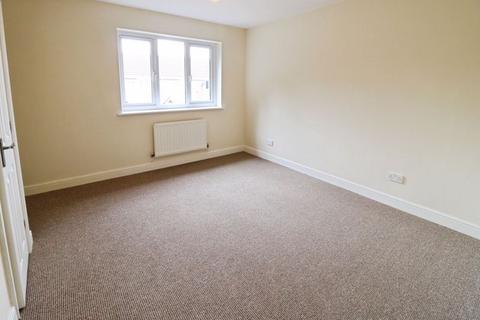 2 bedroom terraced house to rent, Springhead Gardens, West Hull