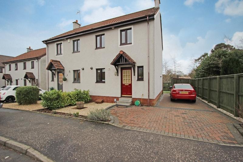 5 Newford Grove, Clarkston, G76 8QZ 3 bed semidetached house £175,000