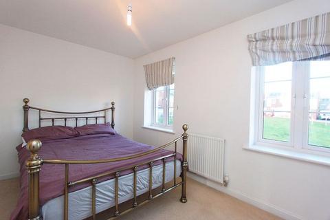 2 bedroom semi-detached house to rent - Albatross Road, Exeter
