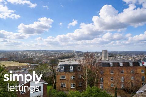 1 bedroom flat to rent, Buckingham Place, Brighton