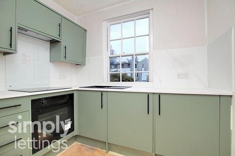 Studio to rent, York Road, Hove