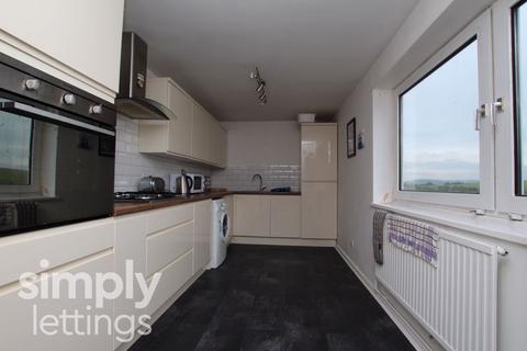 3 bedroom flat to rent, Dartmouth Crescent, Brighton