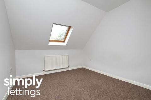 2 bedroom flat to rent, Thompson Road, Brighton