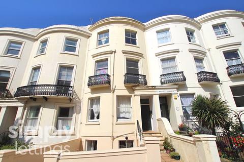 Studio to rent, Lansdowne Place, Hove