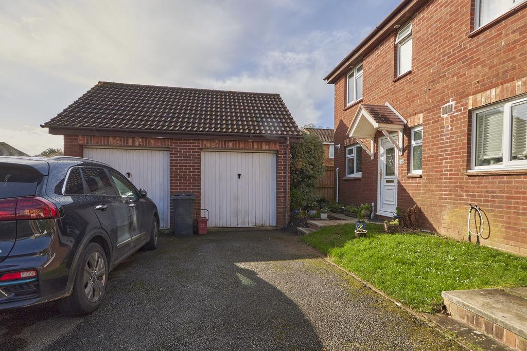 Garage &amp; Parking