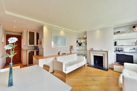 3 bedroom flat for sale, Fulham Park Road, SW6