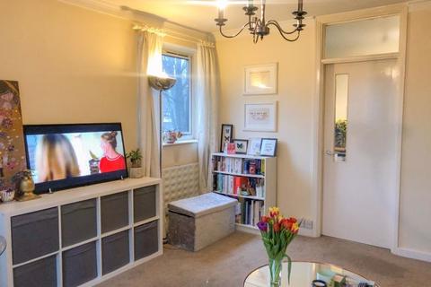 2 bedroom apartment to rent, Albert Bridge Road, Battersea - SW11