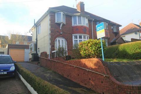 3 bedroom semi-detached house to rent, 139 The Broadway, Dudley, DY1 3EB