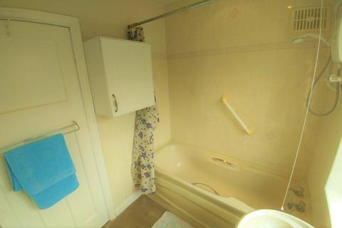 3 bedroom semi-detached house to rent, 139 The Broadway, Dudley, DY1 3EB