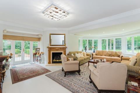 6 bedroom detached house to rent, Dukes Kiln Drive, Gerrards Cross