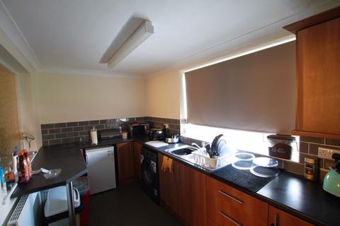 3 bedroom semi-detached house to rent - Bangor, Gwynedd