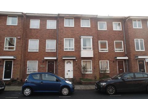 4 bedroom house share to rent, Warblington Street, Portsmouth