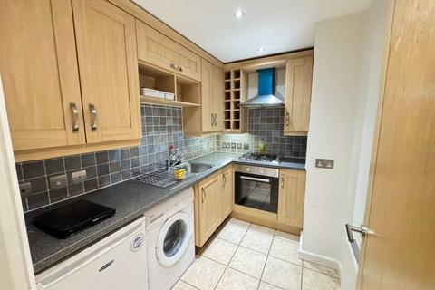 1 bedroom flat to rent, Houchin Street, Bishops Waltham, Southampton