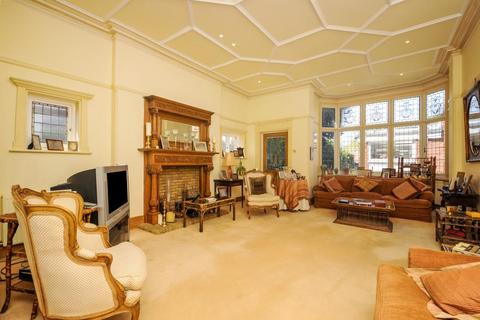 7 bedroom detached house for sale, Hendon Avenue,  Finchley,  N3