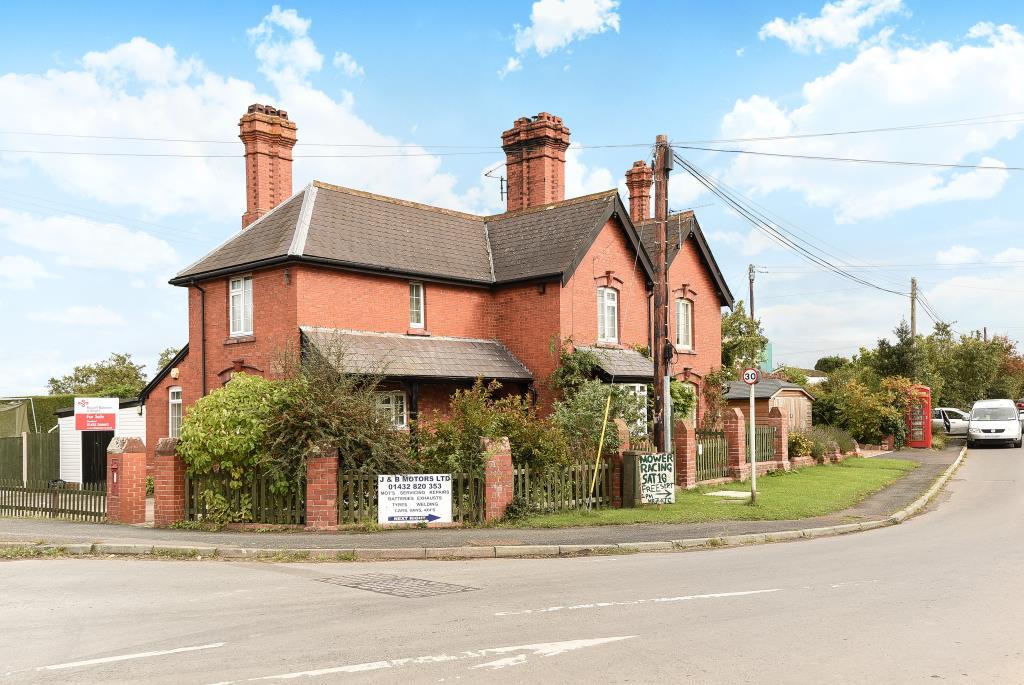 Burley Gate, Herefordshire, HR1 3 bed house for sale £325,000