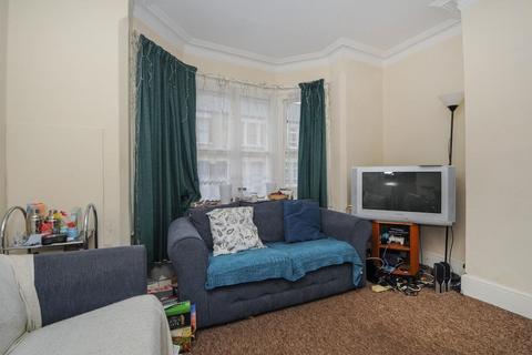 6 bedroom terraced house to rent, Regent Street, Oxford, HMO Ready 6 Sharers, OX4