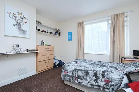 5 bedroom semi-detached house to rent, Cowley Road,  East Oxford,  HMO Ready 5 Sharers,  OX4