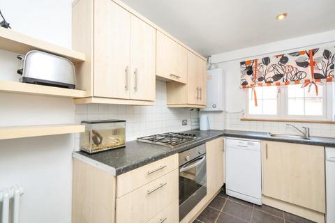 2 bedroom terraced house to rent, Inkerman Terrace,  Chesham,  HP5