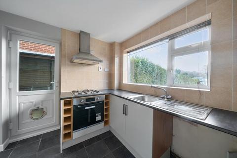 3 bedroom semi-detached house to rent, Green Close,  Didcot,  OX11