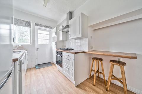 2 bedroom maisonette to rent, Glenhill Close,  Finchley,  N3