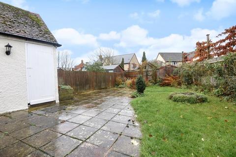 3 bedroom semi-detached house to rent, Fringford,  Oxfordshire,  OX27