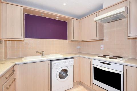 2 bedroom apartment to rent, Turing Drive,  Bracknell,  RG12