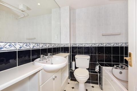2 bedroom apartment to rent, Turing Drive,  Bracknell,  RG12