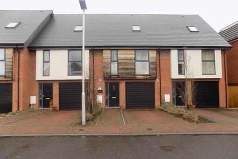 3 bedroom townhouse to rent, Faircross Court,  Thatcham,  RG18