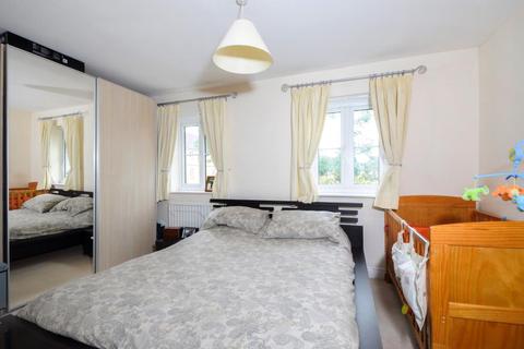 3 bedroom terraced house to rent - Newbury,  Berkshire,  RG14