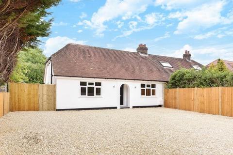 2 bedroom semi-detached bungalow to rent, Woodstock Road,  Yarnton,  OX5