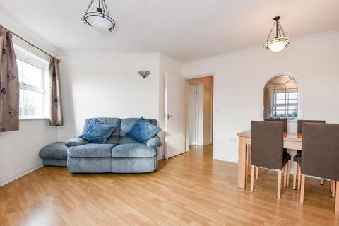 2 bedroom apartment to rent - Staines Road West,  Sunbury on Thames,  TW16