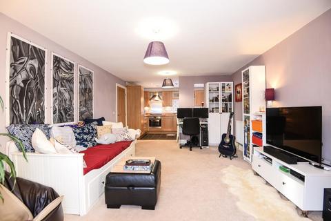 1 bedroom apartment to rent, Ellis Close,  Ruislip,  HA4