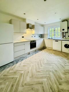 3 bedroom end of terrace house to rent, St Christopher`s Place,  East Oxford,  OX4
